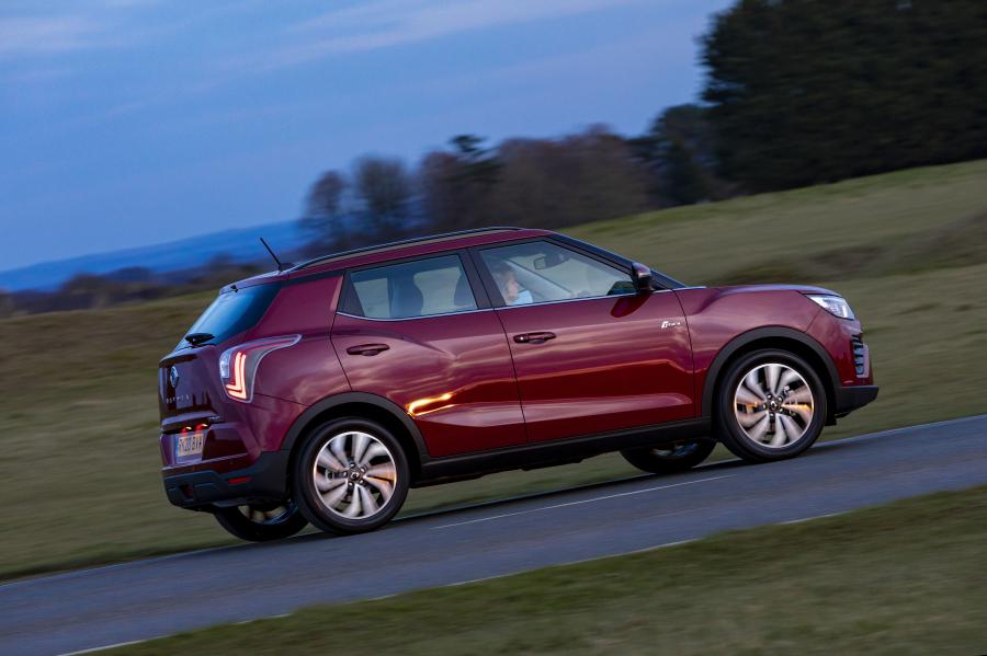  SsangYong Tivoli Ultimate 2020 года  (UK) (фото 15 из 63)